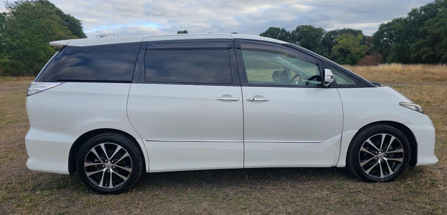 Used Toyota Estima 2025 for sale - 76709808: Photo 8