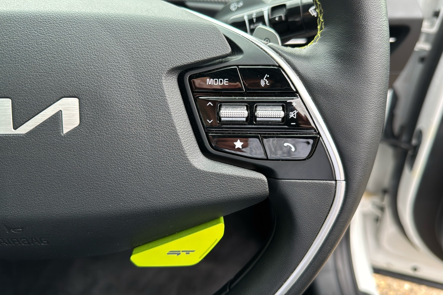 Used Kia EV6 2023 for sale - 76133529: Photo 18