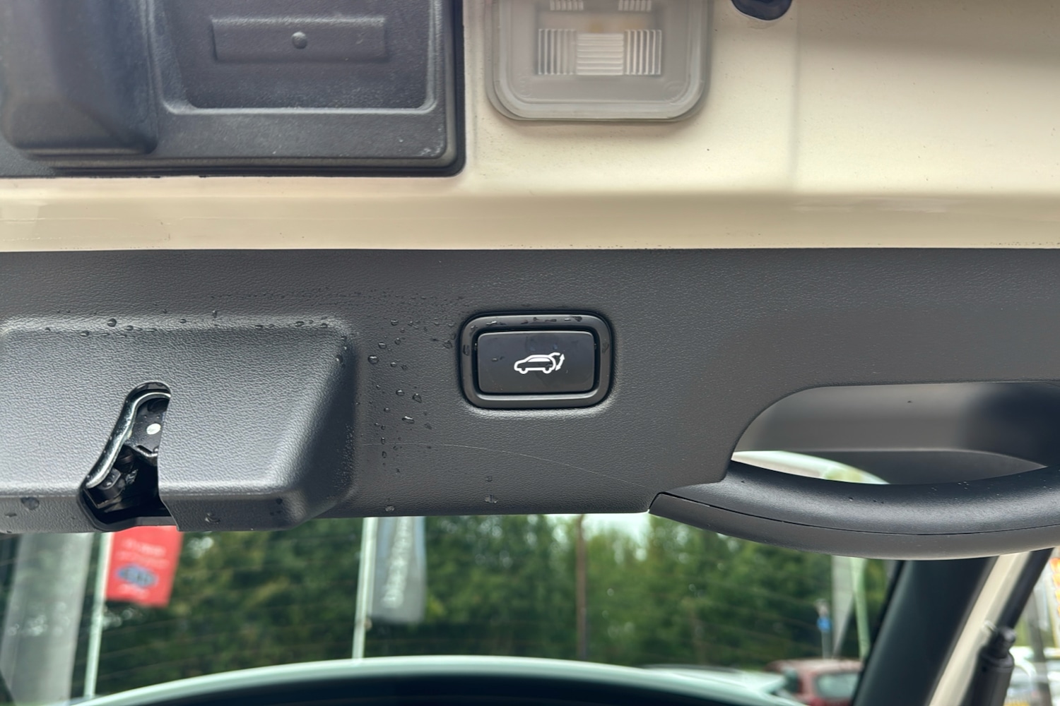 Used Kia EV6 2023 for sale - 76133529: Photo 42