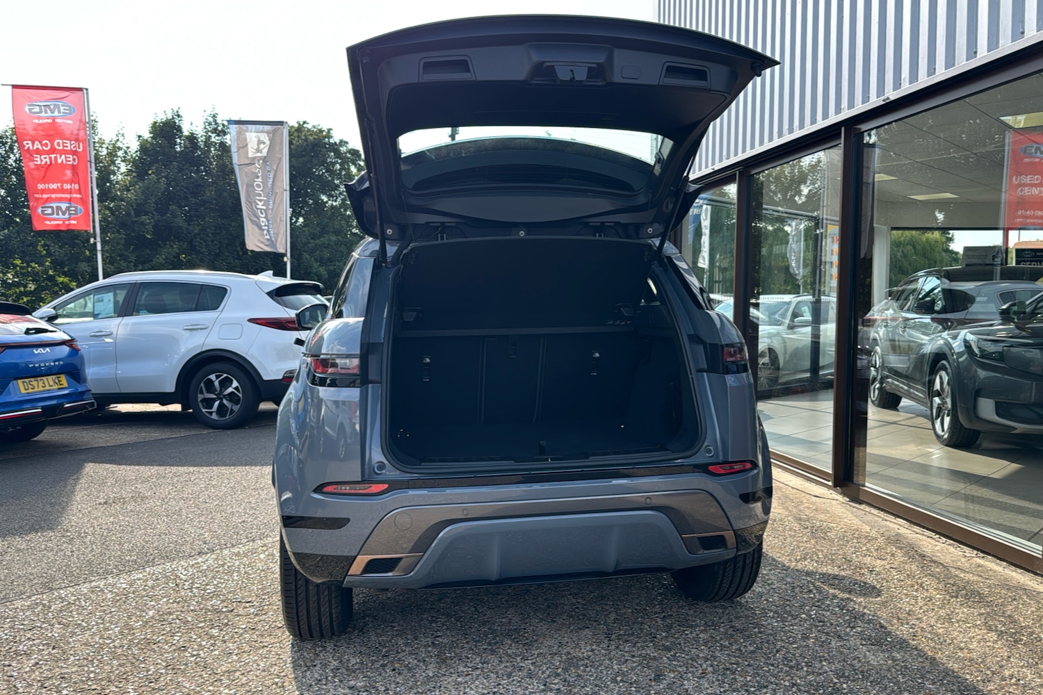 Vehicle 33