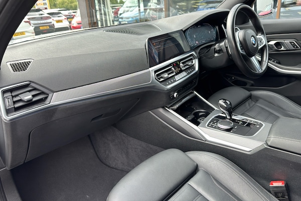 Used BMW 3 Series 2021 for sale - 75421591: Photo 11