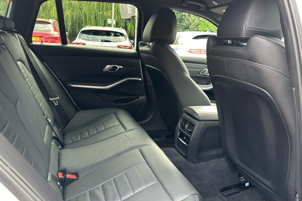 Used BMW 3 Series 2021 for sale - 75421591: Photo 32