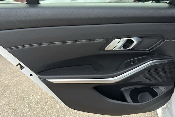 Used BMW 3 Series 2021 for sale - 75421591: Photo 43