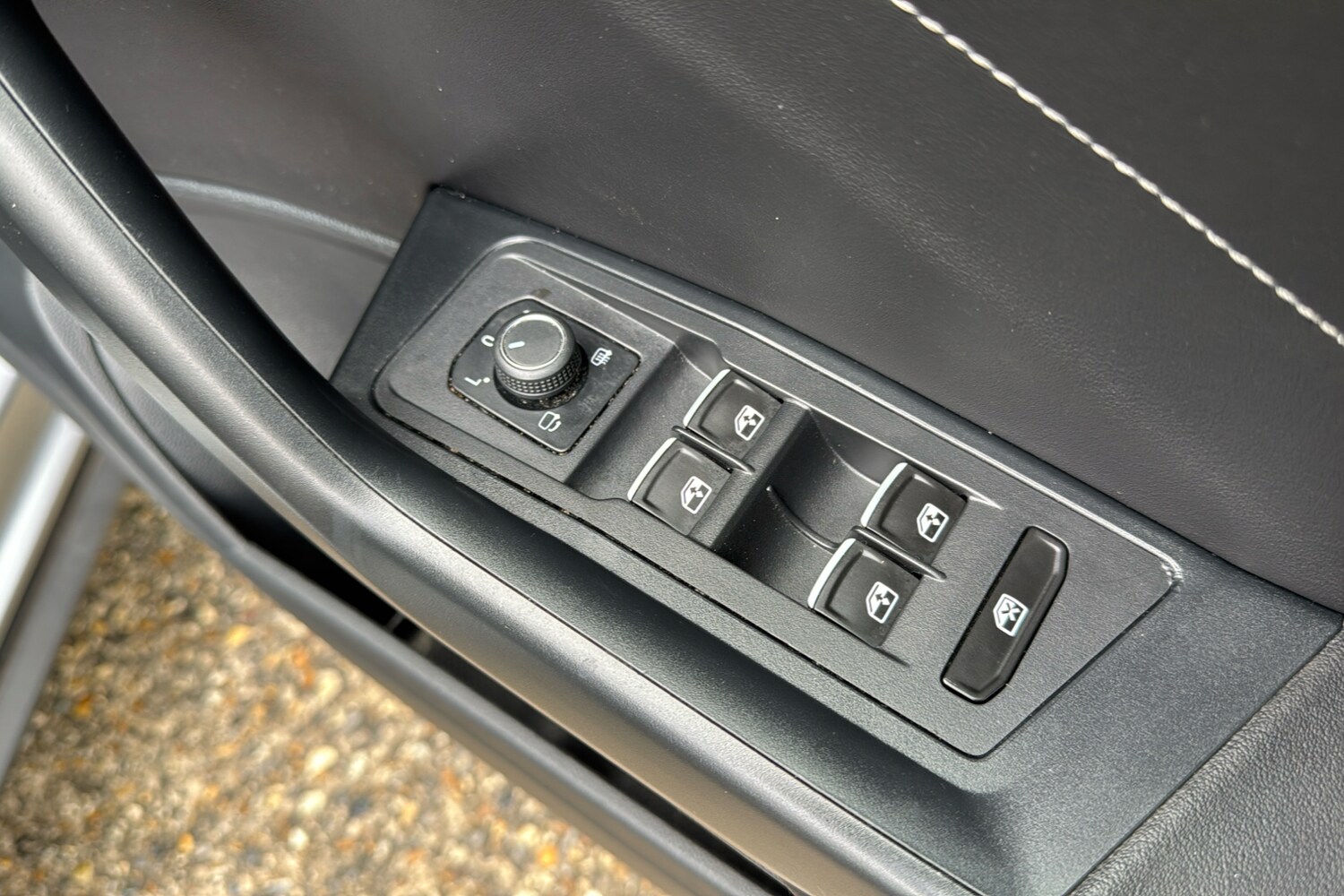 Vehicle 27