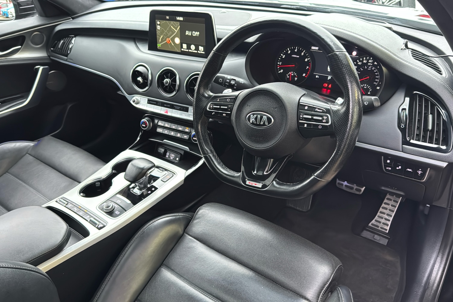 Used Kia Stinger 2019 for sale - 76968242: Photo 10