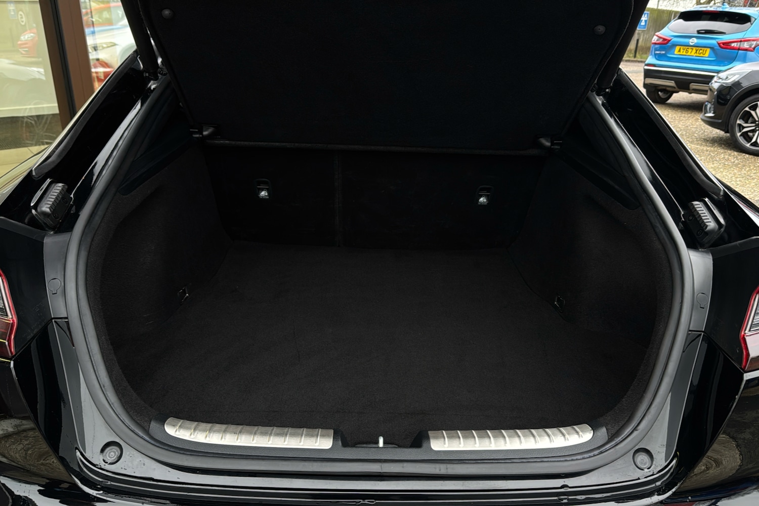 Used Kia Stinger 2019 for sale - 76968242: Photo 19