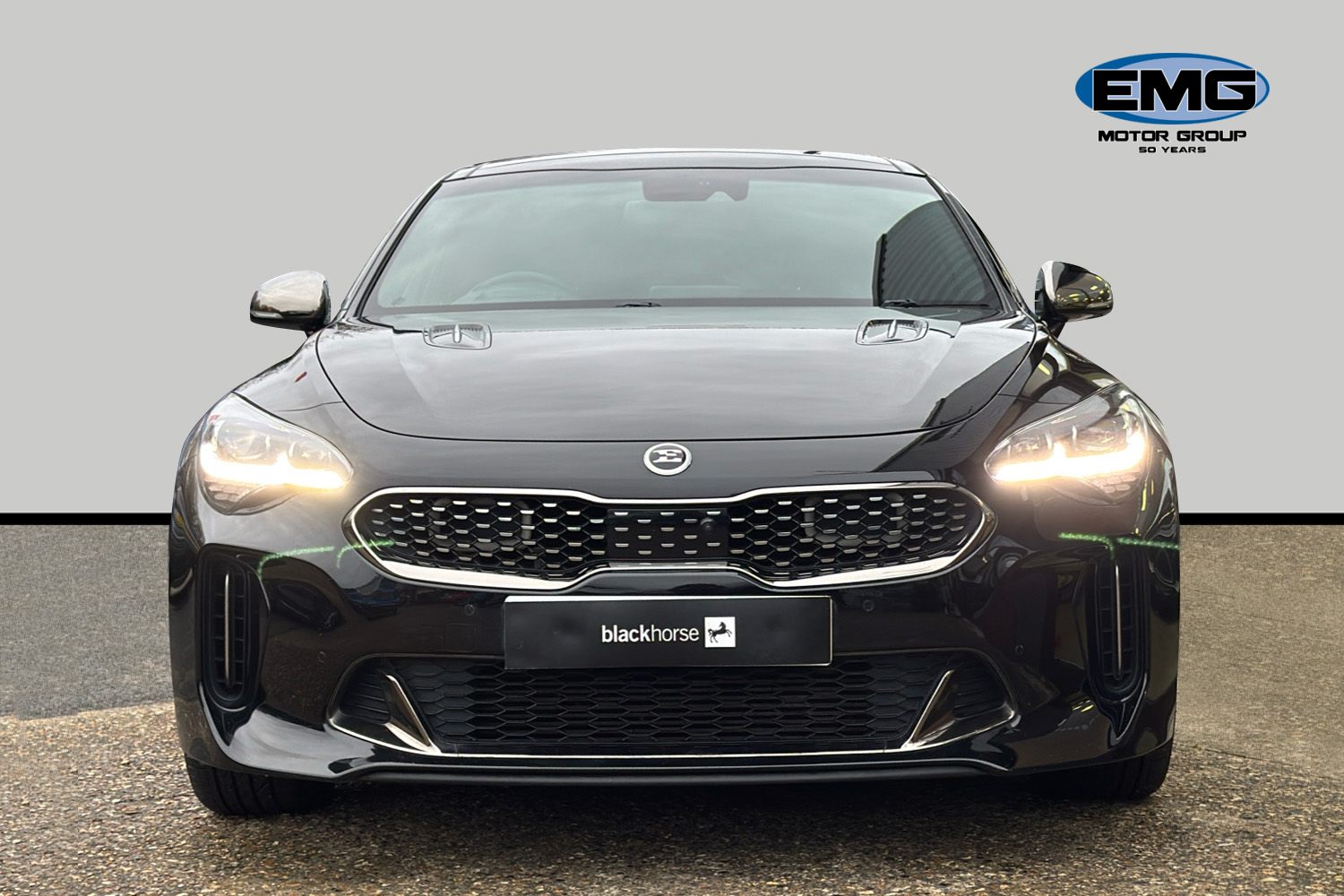 Used Kia Stinger 2019 for sale - 76968242: Photo 2