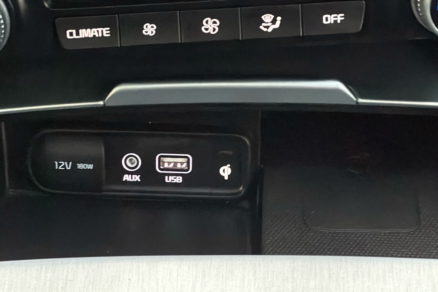 Used Kia Stinger 2019 for sale - 76968242: Photo 22