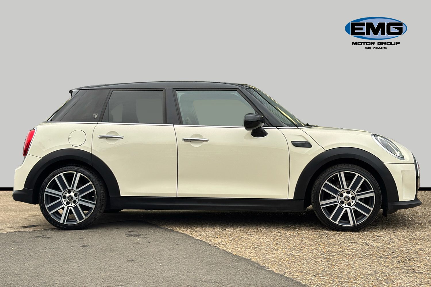 Used MINI Hatch 2022 for sale - 76243442: Photo 4