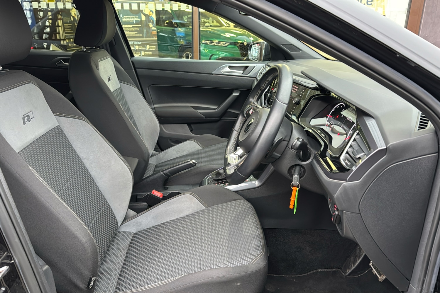 Used Volkswagen Polo 2021 for sale - 77298099: Photo 33