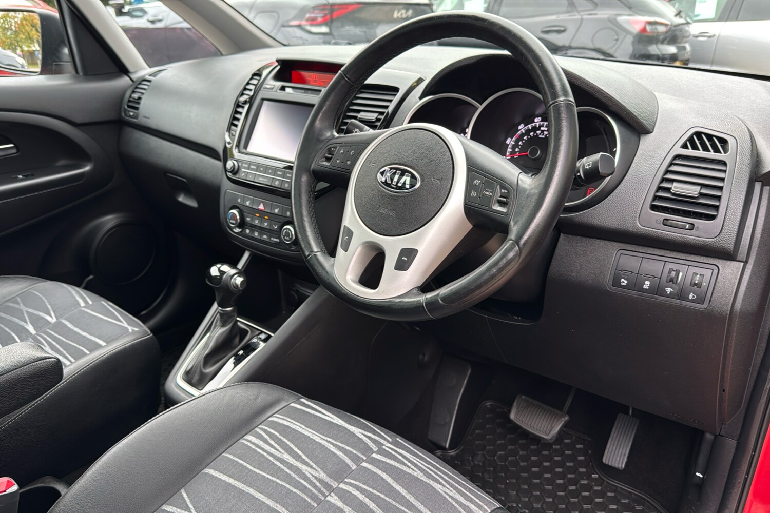 Used Kia Venga 2017 for sale - 76133422: Photo 10