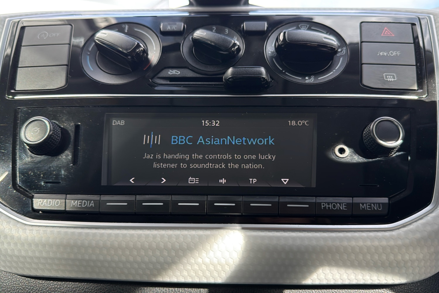 Used Volkswagen up! 2021 for sale - 75862741: Photo 21