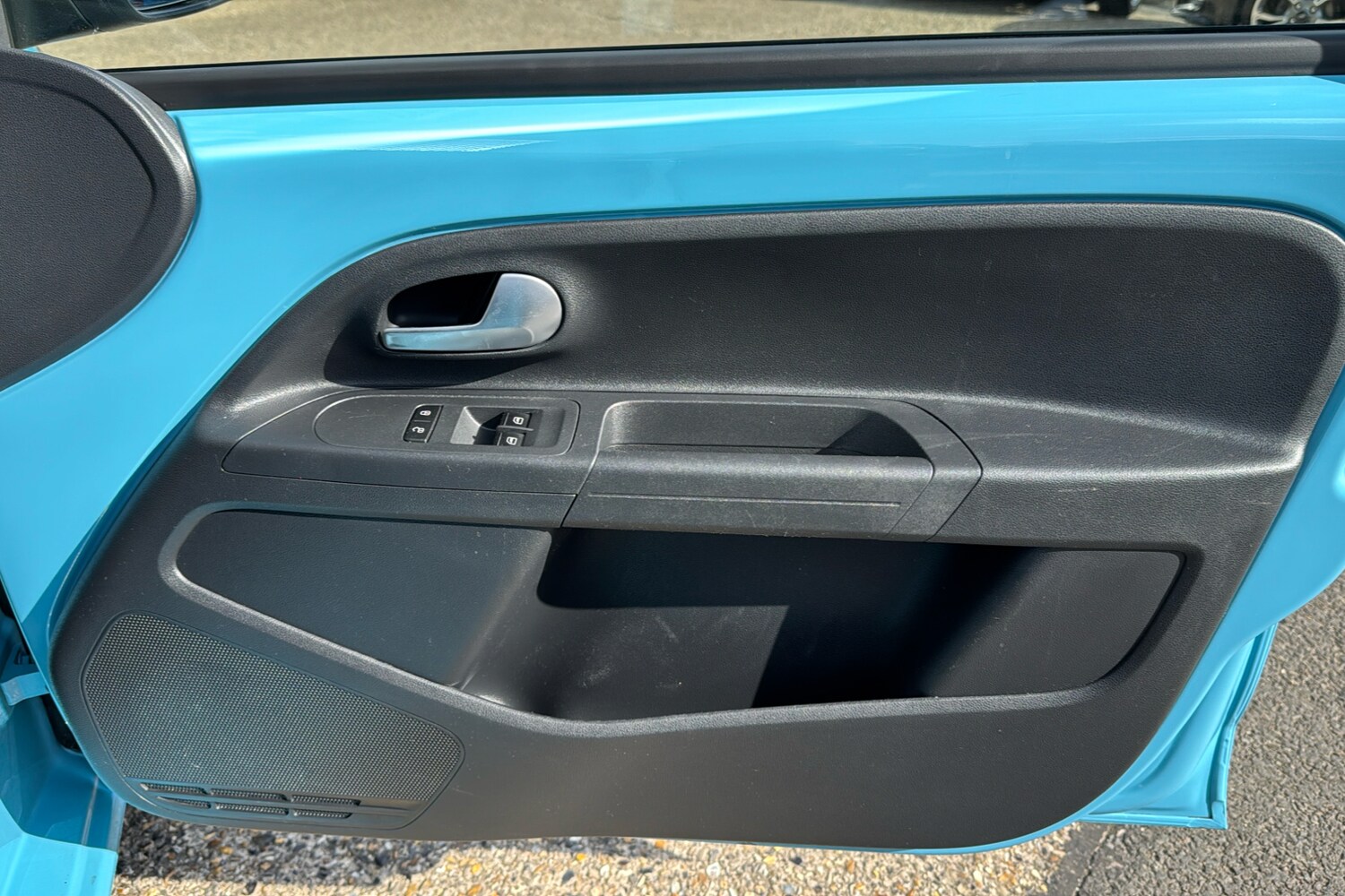 Used Volkswagen up! 2021 for sale - 75862741: Photo 24