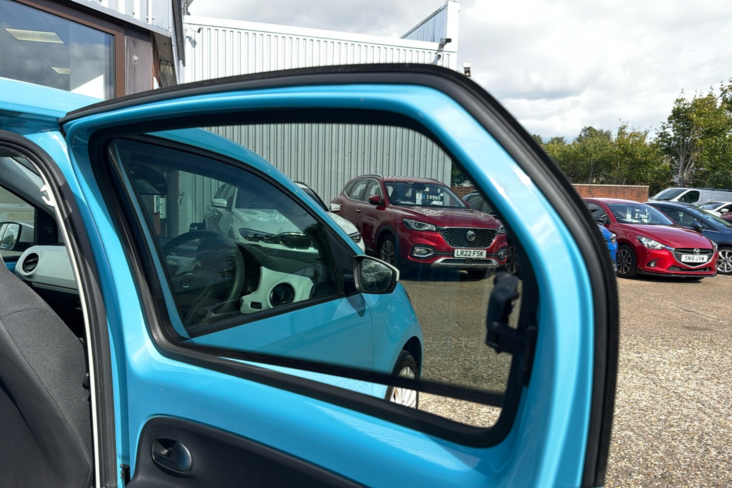 Used Volkswagen up! 2021 for sale - 75862741: Photo 33