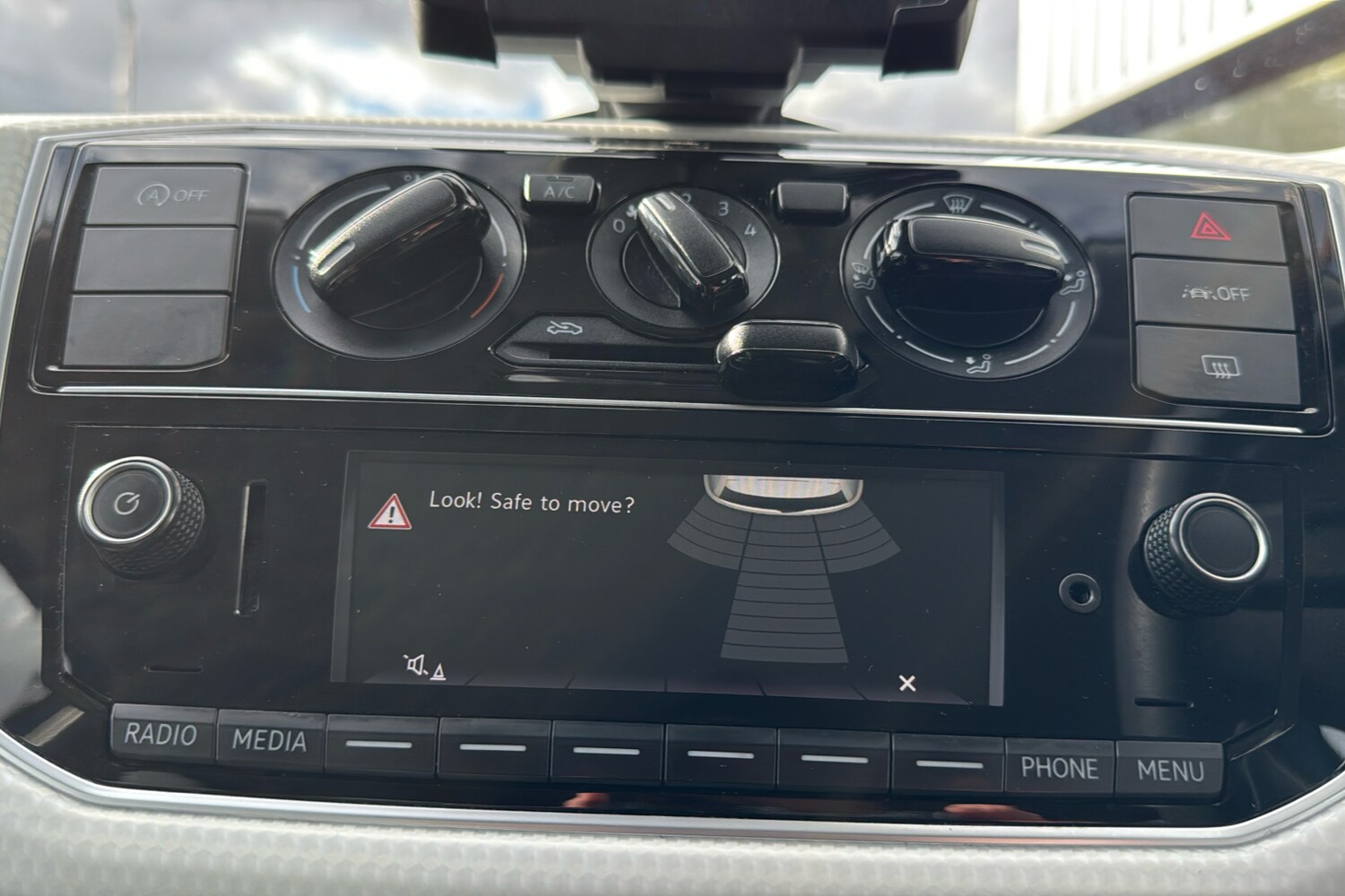 Used Volkswagen up! 2021 for sale - 75862741: Photo 49