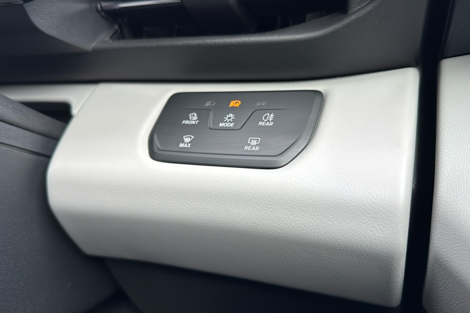 Used Ford Explorer for sale - 76374562: Photo 47