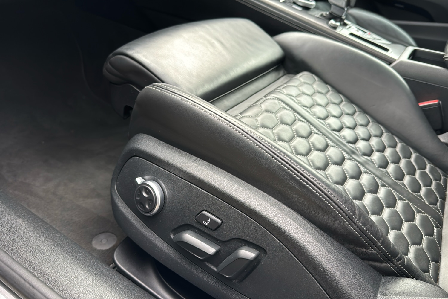 Used Audi RS5 2017 for sale - 76932062: Photo 37