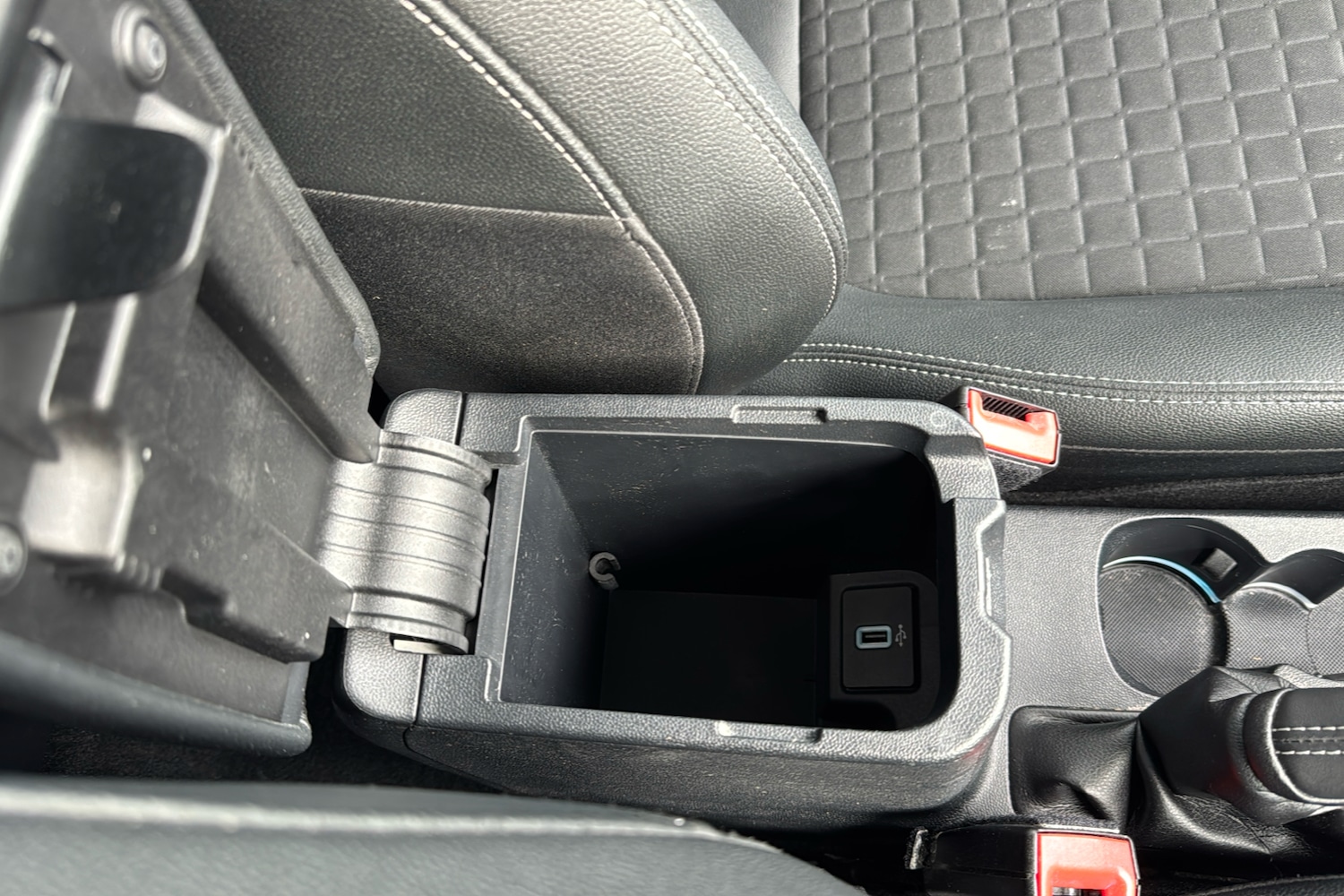 Used Ford Fiesta 2021 for sale - 77996355: Photo 40