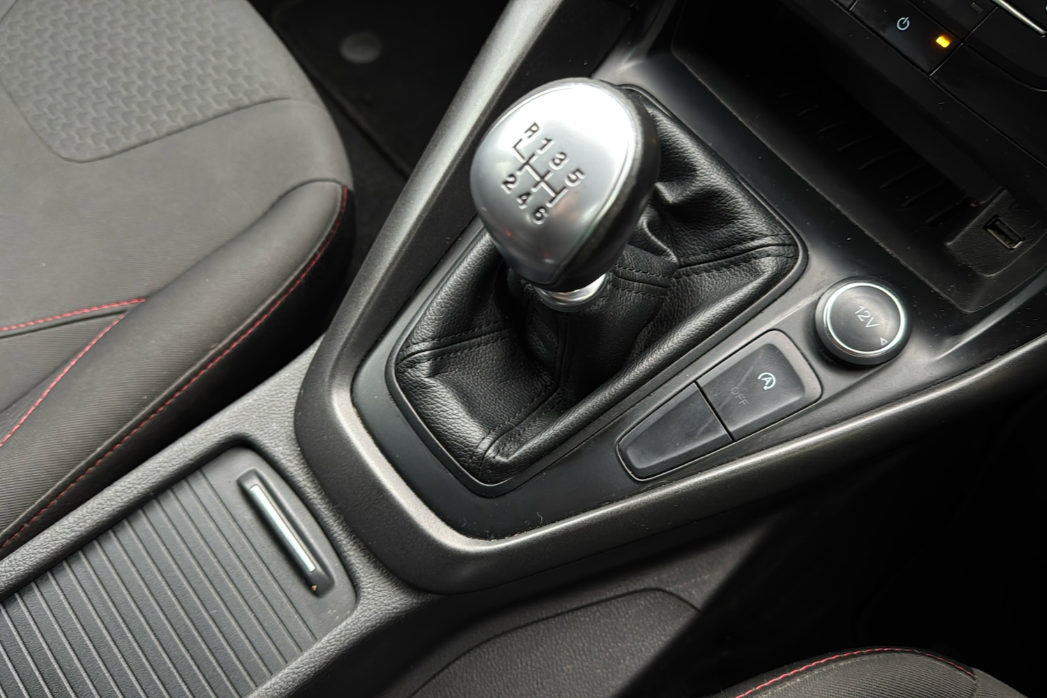 Used Ford Focus 2018 for sale - 76718633: Photo 13