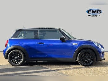 Used MINI Hatch 2019 for sale - 75951225: Photo