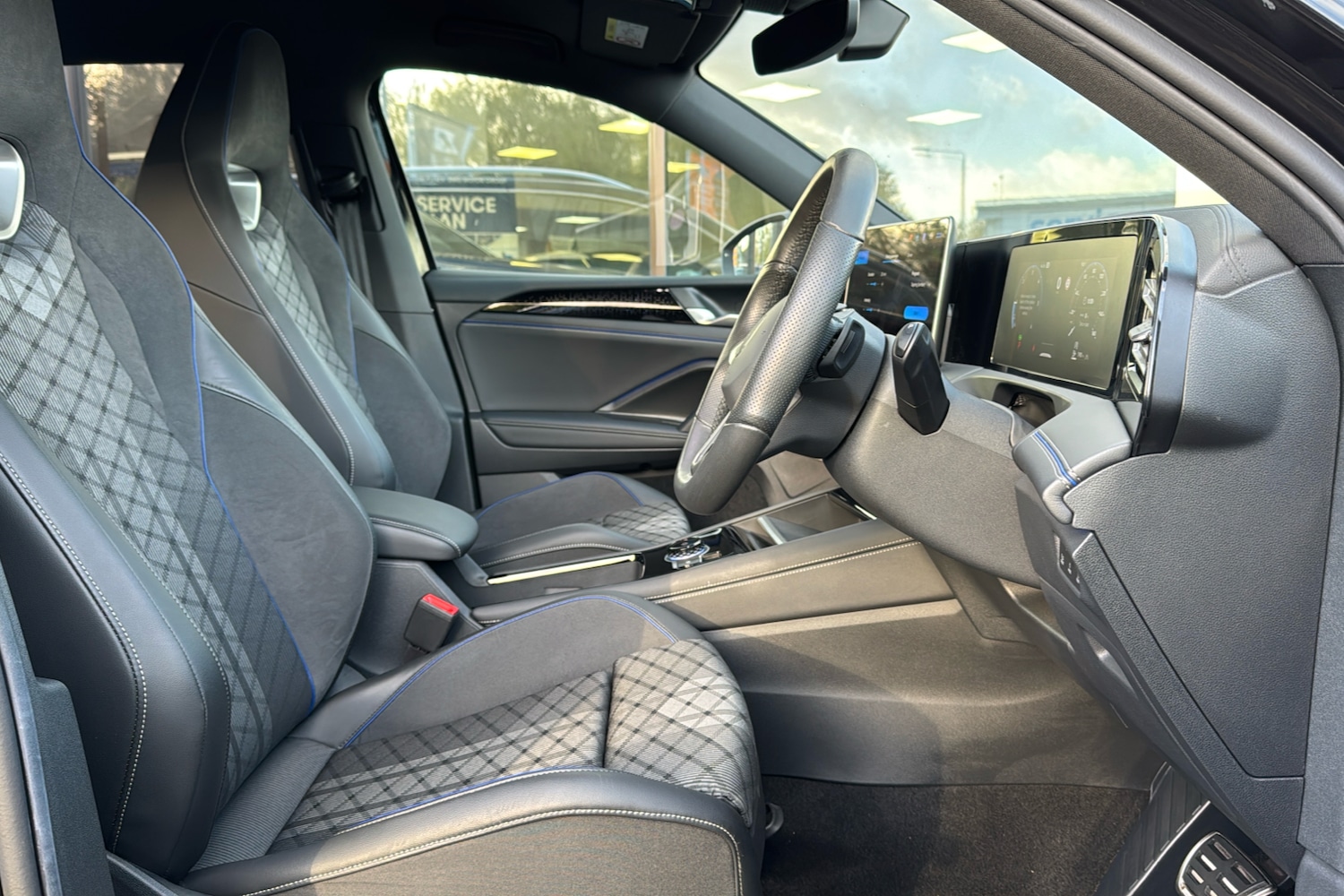 Used Volkswagen Tiguan 2025 for sale - 76611013: Photo 32