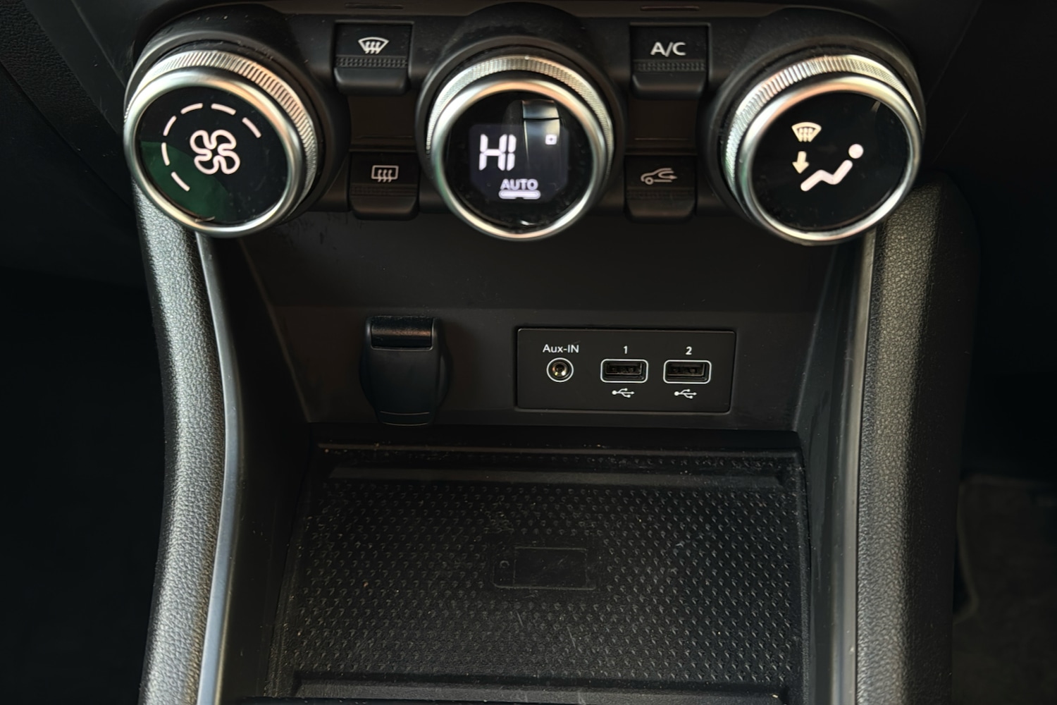 Used Renault Captur 2022 for sale - 77019391: Photo 16