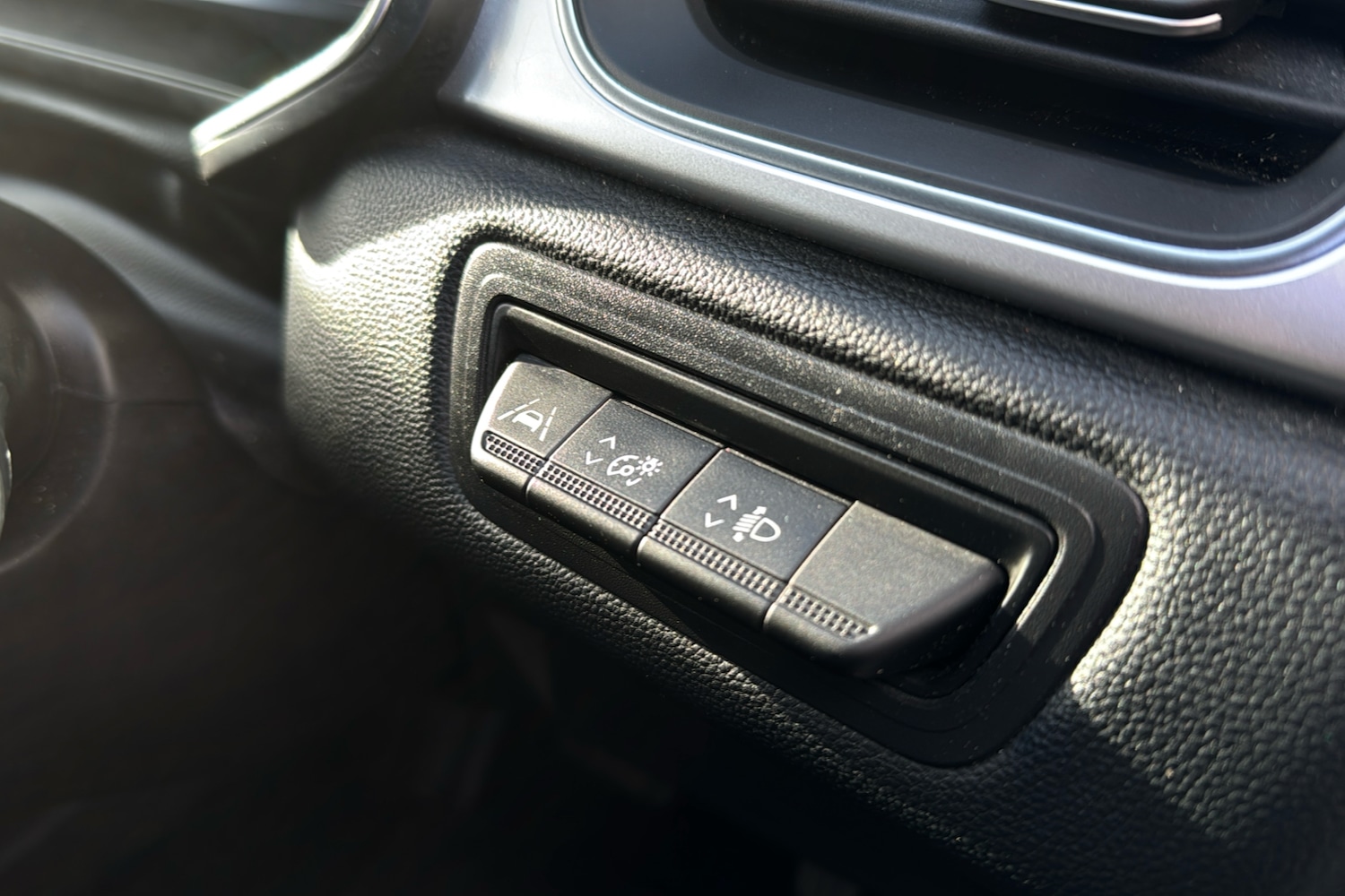 Used Renault Captur 2022 for sale - 77019391: Photo 28