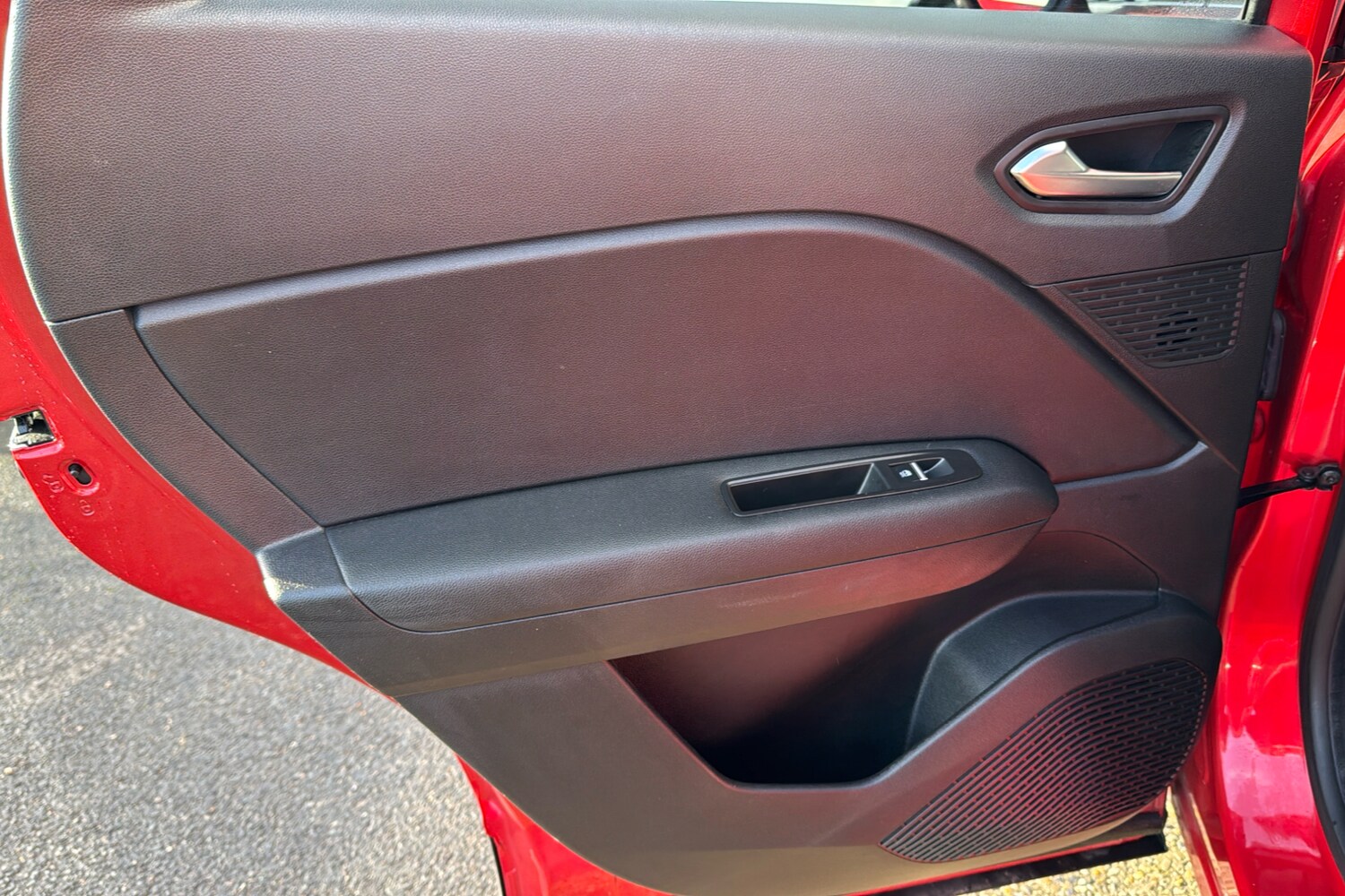 Used Renault Captur 2022 for sale - 77019391: Photo 40