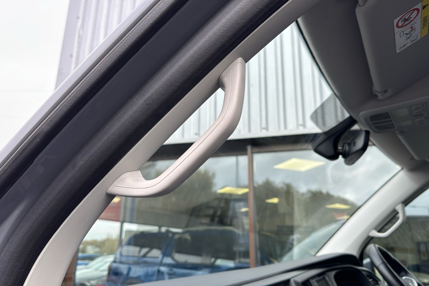 Used Volkswagen Transporter 2024 for sale - 76450219: Photo 25