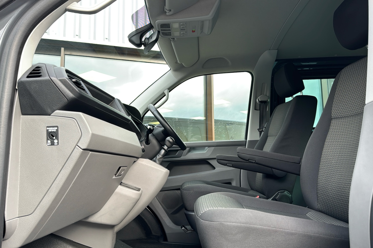 Used Volkswagen Transporter 2024 for sale - 76450219: Photo 29