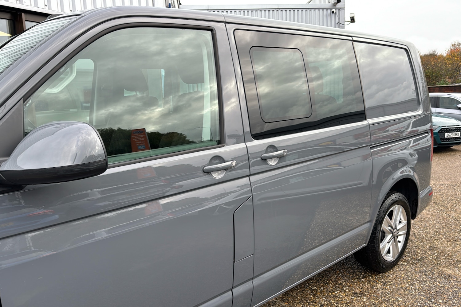 Used Volkswagen Transporter 2024 for sale - 76450219: Photo 32