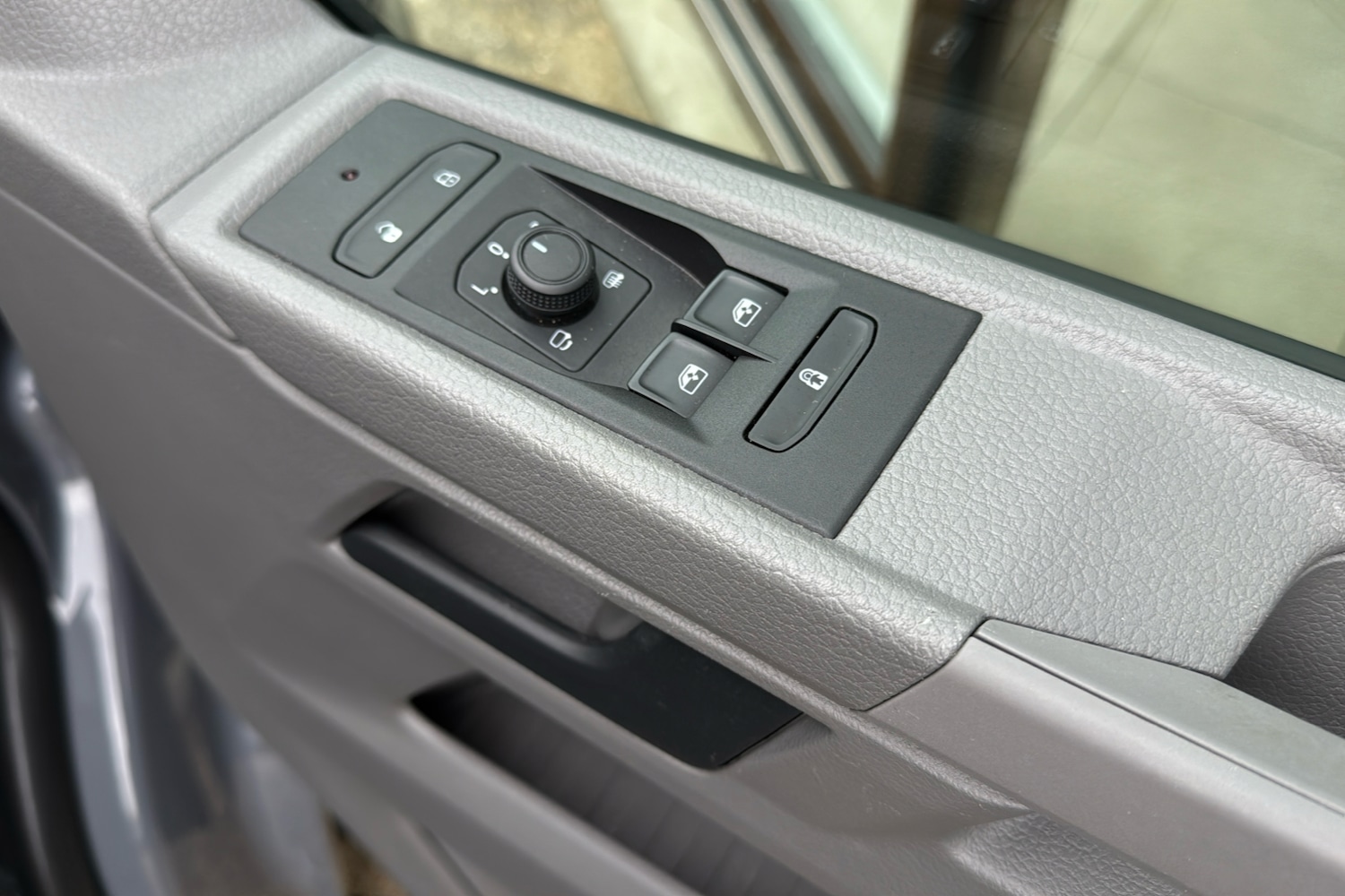 Used Volkswagen Transporter 2024 for sale - 76450219: Photo 38