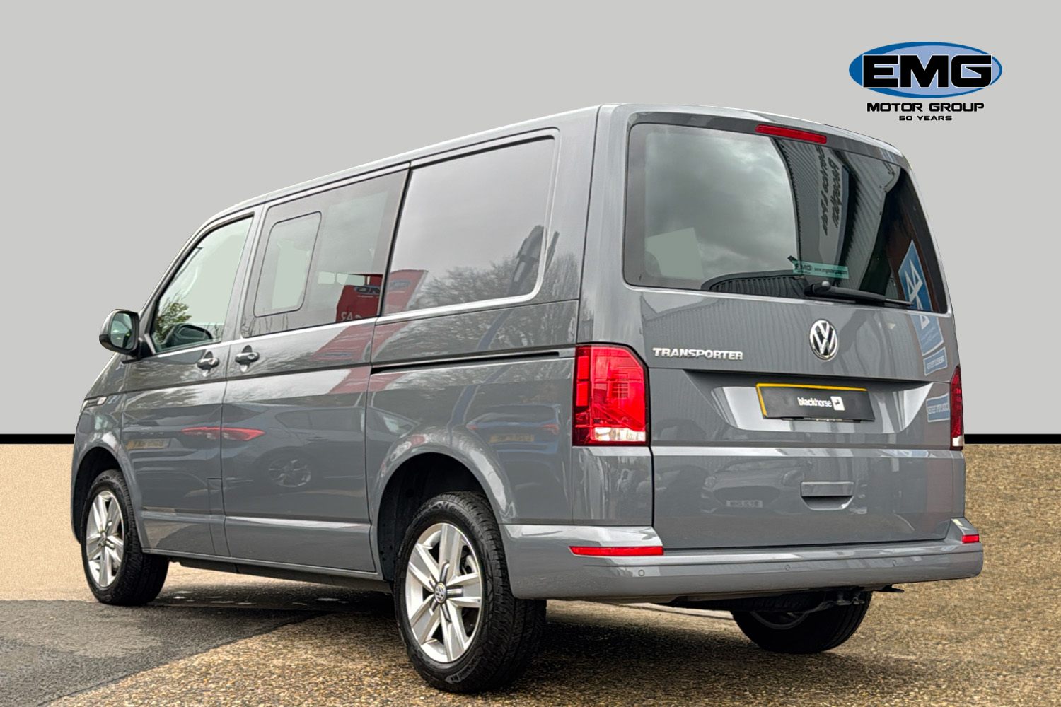 Used Volkswagen Transporter 2024 for sale - 76450219: Photo 4
