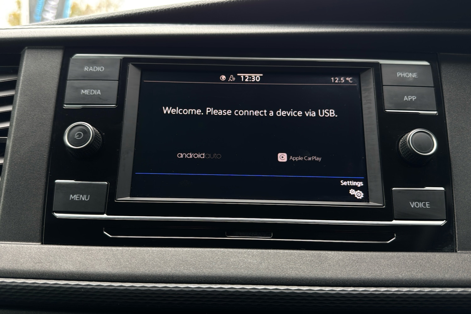 Used Volkswagen Transporter 2024 for sale - 76450219: Photo 42