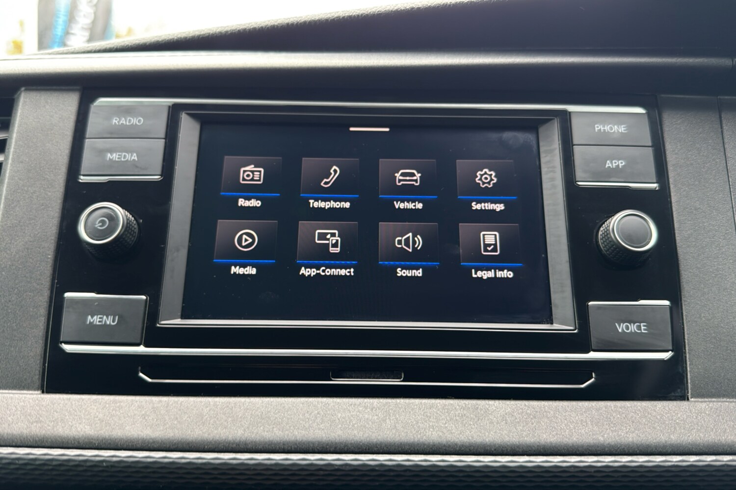 Used Volkswagen Transporter 2024 for sale - 76450219: Photo 43