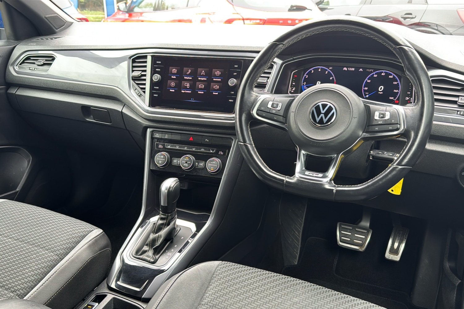 Used Volkswagen T-Roc 2021 for sale - 77374183: Photo 10