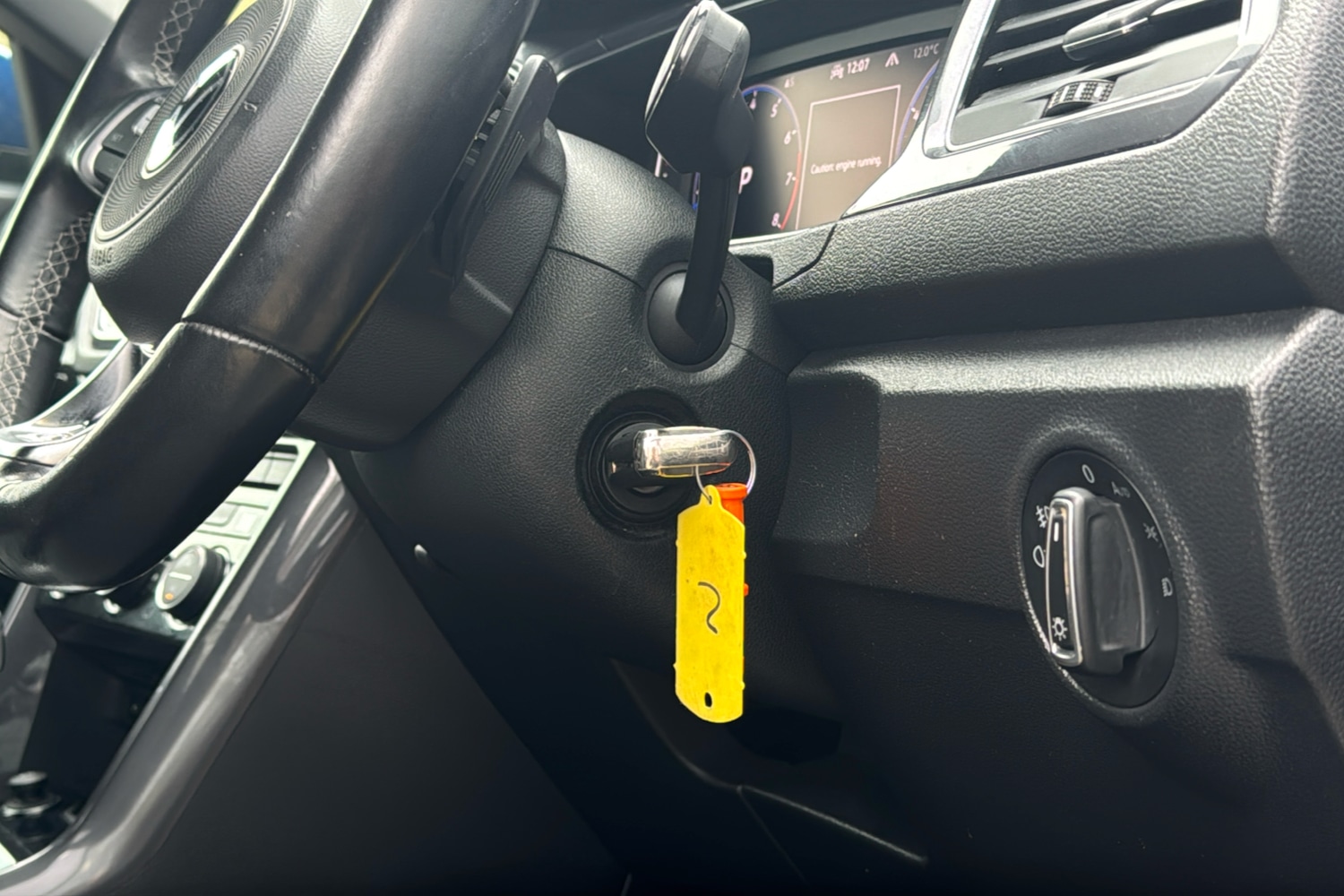 Used Volkswagen T-Roc 2021 for sale - 77374183: Photo 23