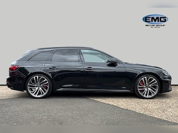 Used Audi RS4 Avant 2022 for sale - 79284200: Photo