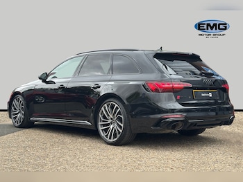 Used Audi RS4 Avant 2022 for sale - 79284200: Photo