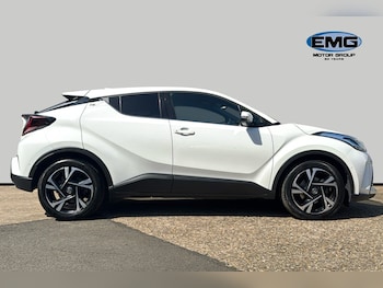 Used Toyota C-HR 2023 for sale - 78625030: Photo