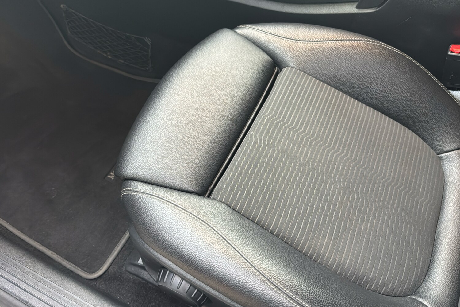 Used Mercedes-Benz A-Class 2018 for sale - 76436040: Photo 43