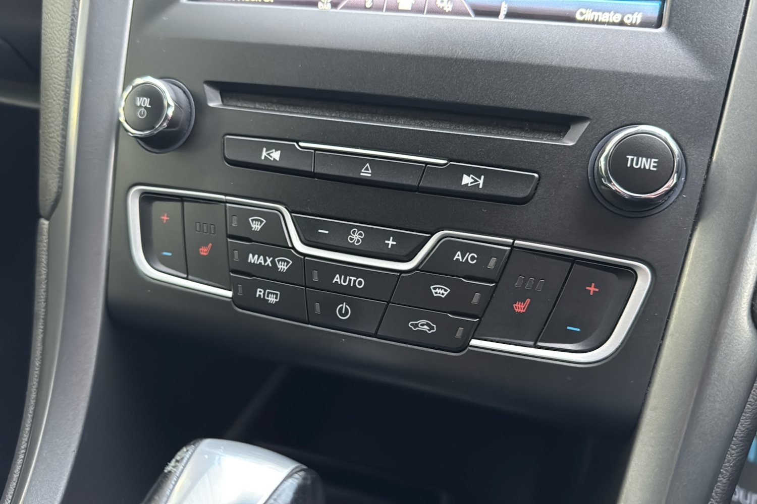 Used Ford Mondeo 2017 for sale - 76401550: Photo 15