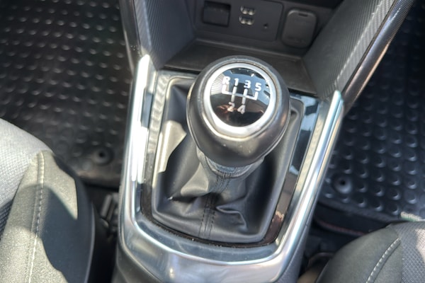 Used Mazda Mazda2 2016 for sale - 76230258: Photo 13