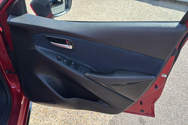 Used Mazda Mazda2 2016 for sale - 76230258: Photo 31