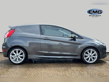 Used Ford Fiesta Van 2016 for sale - 79128080: Photo