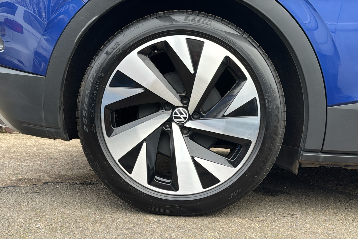 Used Volkswagen ID.4 2021 for sale - 77842718: Photo 8