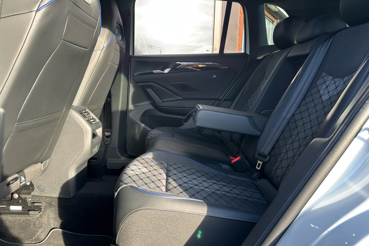 Used Volkswagen Tiguan 2025 for sale - 76905858: Photo 41