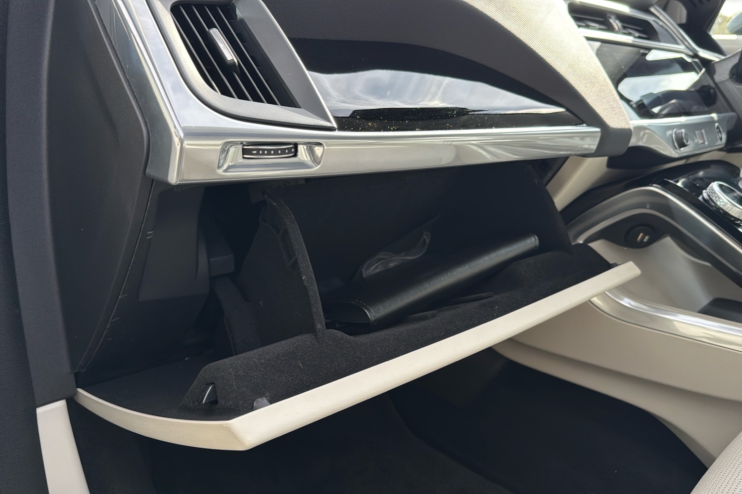 Used Jaguar I-Pace 2018 for sale - 76757300: Photo 43