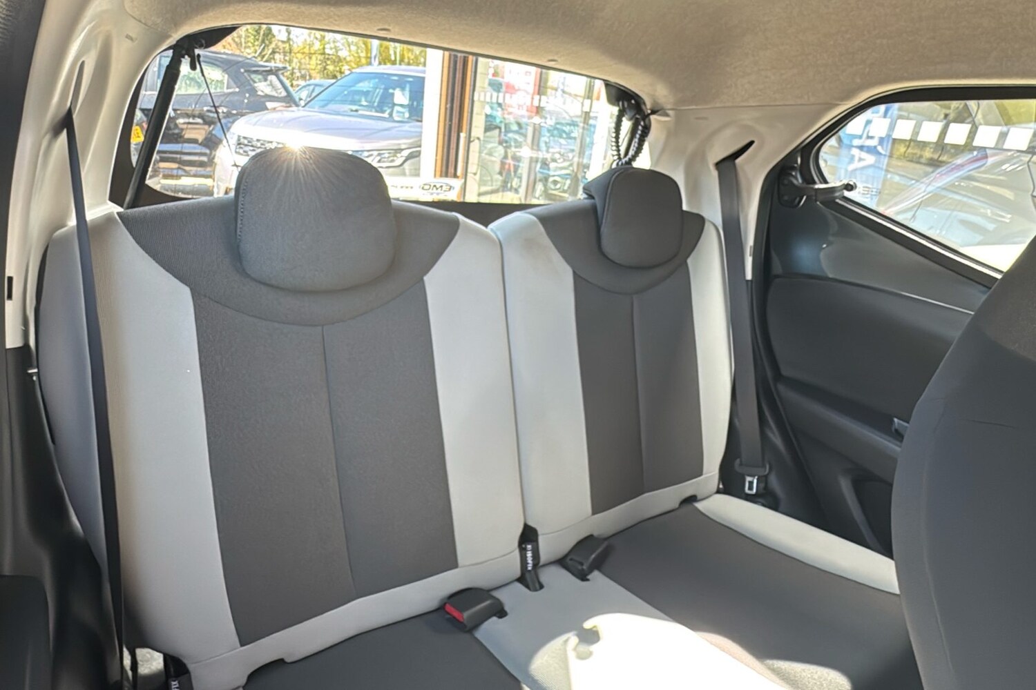 Used Toyota AYGO 2015 for sale - 78163096: Photo 12