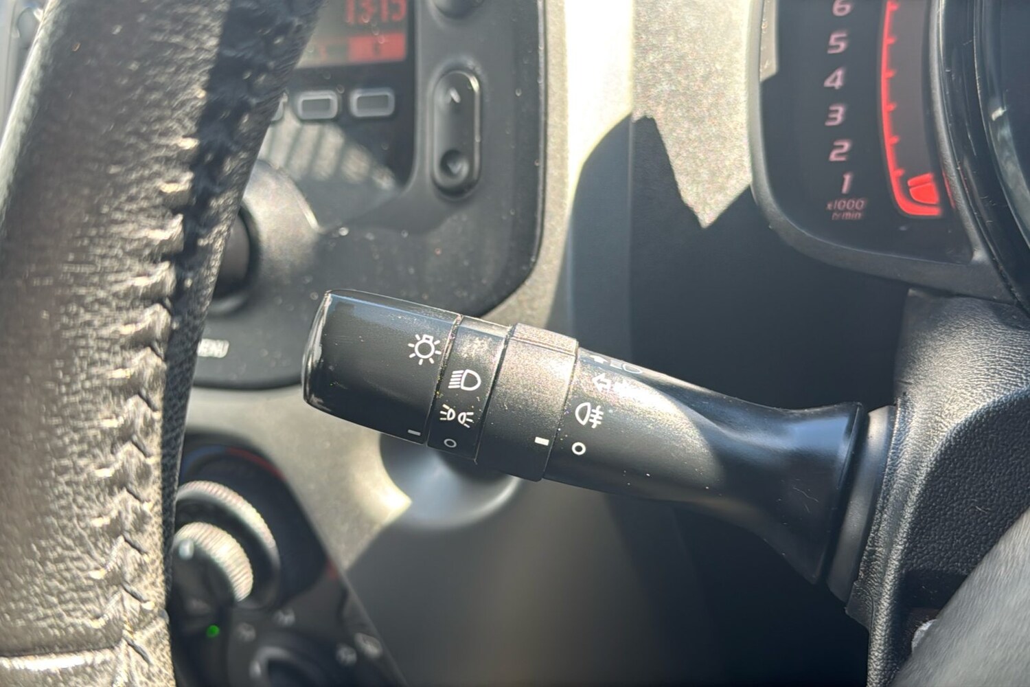 Used Toyota AYGO 2015 for sale - 78163096: Photo 34